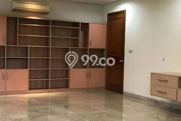 Ready to Use! Luxury House LT 405m2 Desain Elegan di Pondok Indah Ready to Use! Luxury House LT 405m2 Desain Elegan di Pondok Indah