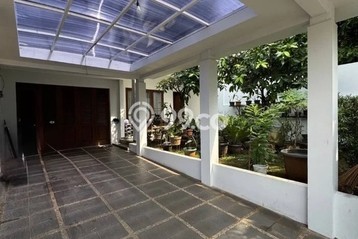 Rumah Luxury Modern Siap Huni di Pangkalan Jati Depok Rumah Luxury Modern Siap Huni di Pangkalan Jati Depok