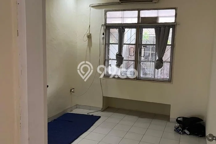 Disewakan! Rumah 3 Kamar Tidur &
1 Kamar Mandi di Bojong Indah, Jakarta Barat Disewakan! Rumah 3 Kamar Tidur &
1 Kamar Mandi di Bojong Indah, Jakarta Barat