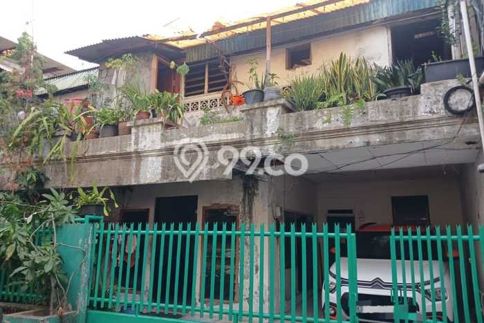 Dijual Rumah Mewah Elegan Dengan View Cantik di Grogol, Jakarta Barat Dijual Rumah Mewah Elegan Dengan View Cantik di Grogol, Jakarta Barat