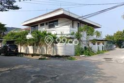 For Sale! Luxury House LT 475m2 Desain Elegan di Kedoya Utara For Sale! Luxury House LT 475m2 Desain Elegan di Kedoya Utara