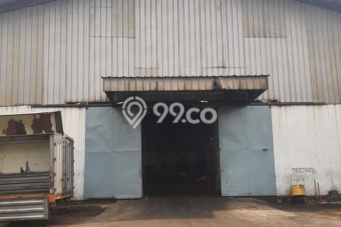 INVESTASI POTENSIAL! Gudang di Karawang Timur, Luas 2000m², Tingkat Keramaian Tinggi INVESTASI POTENSIAL! Gudang di Karawang Timur, Luas 2000m², Tingkat Keramaian Tinggi