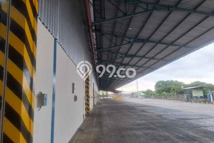 Gudang disewakan lokasi strategis Cakung Jakarta Timur 5472m2 Gudang disewakan lokasi strategis Cakung Jakarta Timur 5472m2