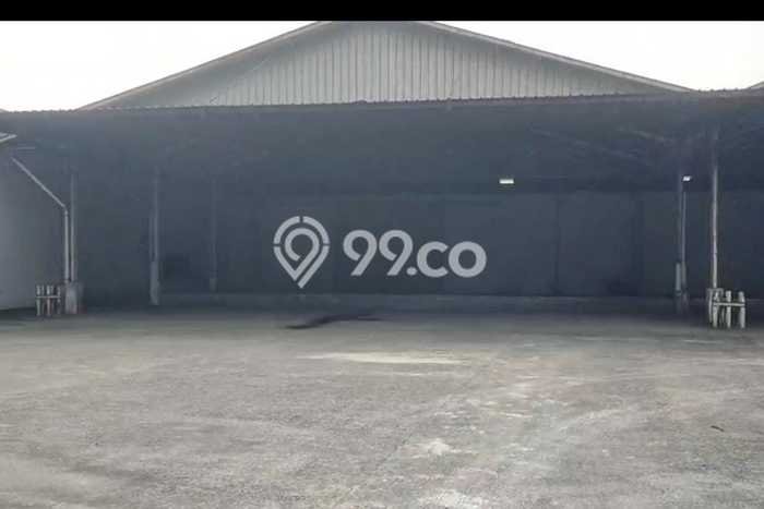 Gudang Disewa di Bekasi dengan LB 4000m2 Area Komersial Ramai Gudang Disewa di Bekasi dengan LB 4000m2 Area Komersial Ramai