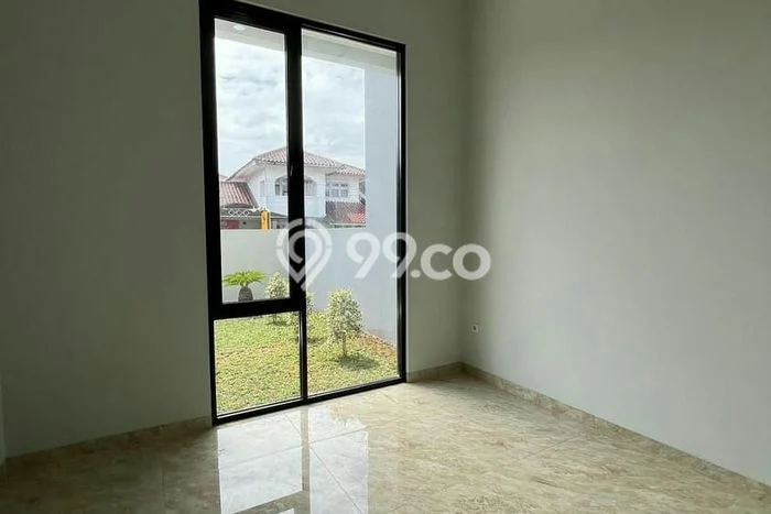 Hunian Elit LB 300m2 Siap Pakai Desain Elegan di Lebak Bulus, Jakarta Selatan Hunian Elit LB 300m2 Siap Pakai Desain Elegan di Lebak Bulus, Jakarta Selatan