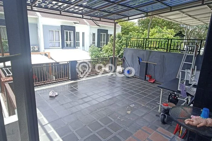For Sale Hunian Rumah Nyaman 3 Kamar di Graha Raya Bintaro, Tangerang Selatan For Sale Hunian Rumah Nyaman 3 Kamar di Graha Raya Bintaro, Tangerang Selatan