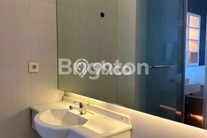 Apartemen Sewa 3 Kamar Hemat Siap Huni di Surabaya, Luas 98m2 Apartemen Sewa 3 Kamar Hemat Siap Huni di Surabaya, Luas 98m2