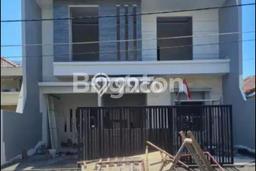 Jual Rumah Luas Elegan Dengan View Eksklusif di Manyar, Surabaya Jual Rumah Luas Elegan Dengan View Eksklusif di Manyar, Surabaya