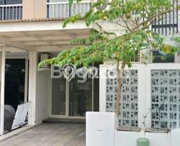 For Sale Rumah 2 Kamar Lokasi Strategis Bagus dan Strategis di Wiyung For Sale Rumah 2 Kamar Lokasi Strategis Bagus dan Strategis di Wiyung