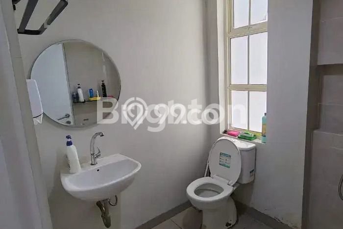 Rumah Luas Asri 2 KT Siap Huni di Wisata Bukit Mas Surabaya Rumah Luas Asri 2 KT Siap Huni di Wisata Bukit Mas Surabaya