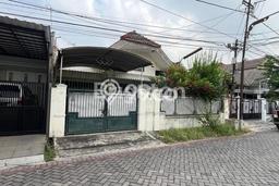 Ready to Use! Luxury House LT 230m2 Desain Modern di Manyar Ready to Use! Luxury House LT 230m2 Desain Modern di Manyar
