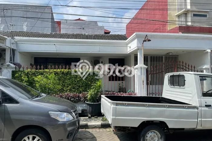 Hunian Cantik Minimalis Lb 90m2 di Tandes, Surabaya Hunian Cantik Minimalis Lb 90m2 di Tandes, Surabaya