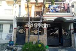 Dijual Rumah Luas Elegan Dengan View Eksklusif di Pakuwon Indah, Surabaya Dijual Rumah Luas Elegan Dengan View Eksklusif di Pakuwon Indah, Surabaya