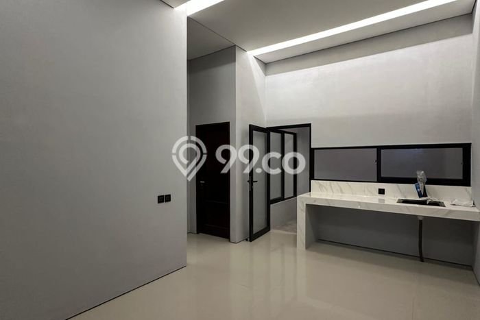 Hunian Strategis 2 KT LB 40m2 Kondisi Bagus di harapan indah Hunian Strategis 2 KT LB 40m2 Kondisi Bagus di harapan indah