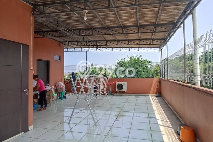 Ruko Dijual Lokasi Stratagis di Angke Jakarta Barat Cocok untuk Investasi Ruko Dijual Lokasi Stratagis di Angke Jakarta Barat Cocok untuk Investasi