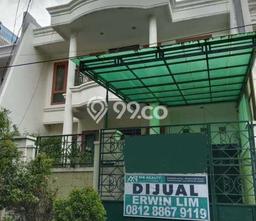 Ready to Use! Premium House LT 220m2 Desain Modern di Pluit Ready to Use! Premium House LT 220m2 Desain Modern di Pluit