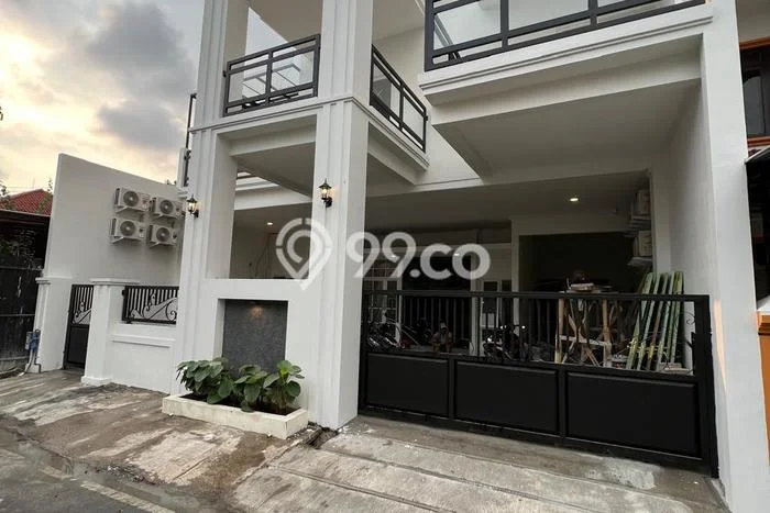 Peluang Investasi! Rumah Kost Dijual di Lowokwaru, Malang, 0 KT, 25 KM, Luas 500m2 Peluang Investasi! Rumah Kost Dijual di Lowokwaru, Malang, 0 KT, 25 KM, Luas 500m2