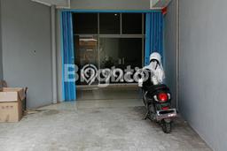 Ruko Bagus LT 220m2 LB 161m2 Dijual di Ngaglik Sleman Ruko Bagus LT 220m2 LB 161m2 Dijual di Ngaglik Sleman