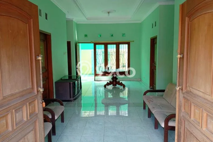 Dijual Rumah 4 Kamar Lokasi Ideal Nyaman dan Strategis di Depok Dijual Rumah 4 Kamar Lokasi Ideal Nyaman dan Strategis di Depok