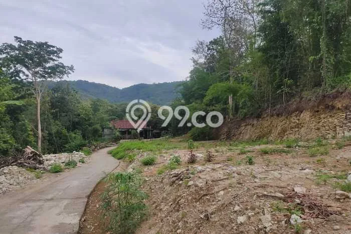 Lahan Dijual Lokasi Strategis di Yogyakarta dengan Luas 120m2 Lahan Dijual Lokasi Strategis di Yogyakarta dengan Luas 120m2