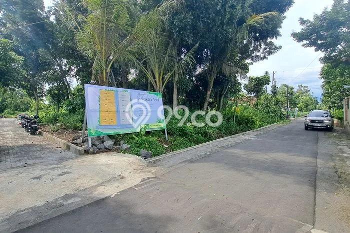 Lahan Kosong Dijual di Sleman dengan Area 126m2 Lahan Kosong Dijual di Sleman dengan Area 126m2
