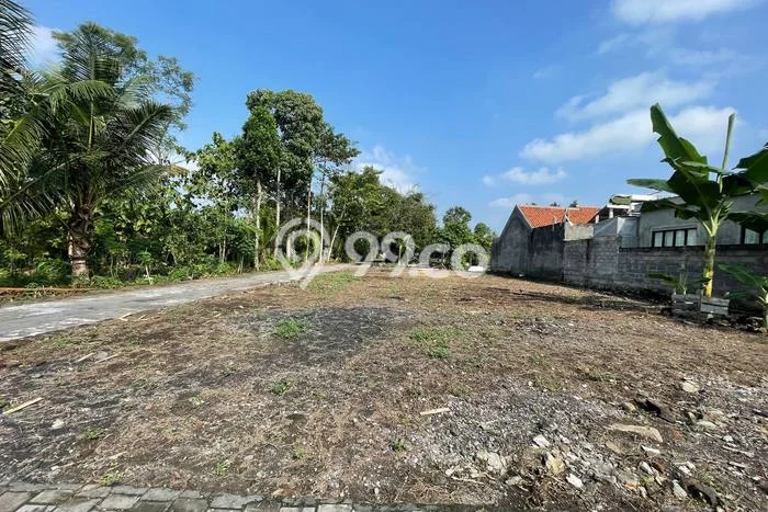 Tanah Dijual Area Strategis di Maguwoharjo Yogyakarta 137m2 Tanah Dijual Area Strategis di Maguwoharjo Yogyakarta 137m2