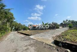 Tanah Dijual Area Strategis di Maguwoharjo Yogyakarta 137m2 Tanah Dijual Area Strategis di Maguwoharjo Yogyakarta 137m2