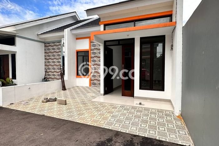 Jual Rumah Modern 2 KT di Bambu Apus, Jakarta Timur Jual Rumah Modern 2 KT di Bambu Apus, Jakarta Timur