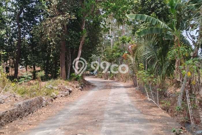 Dijual Tanah Lokasi Strategis Kawasan Purwomartani, Luas 137m², Dekat Purwomartani, Yogyakarta, Yogyakarta Dijual Tanah Lokasi Strategis Kawasan Purwomartani, Luas 137m², Dekat Purwomartani, Yogyakarta, Yogyakarta