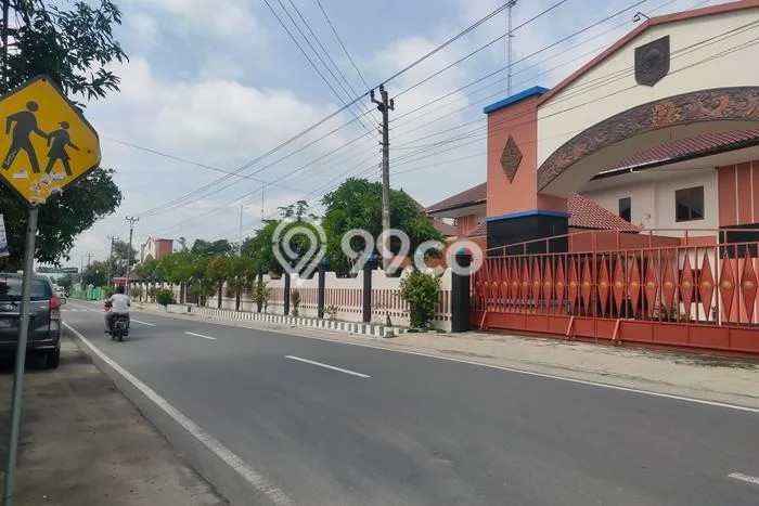 Tanah Strategis di Maguwoharjo, Luas 129m², Dekat Maguwoharjo, Yogyakarta, Yogyakarta Tanah Strategis di Maguwoharjo, Luas 129m², Dekat Maguwoharjo, Yogyakarta, Yogyakarta