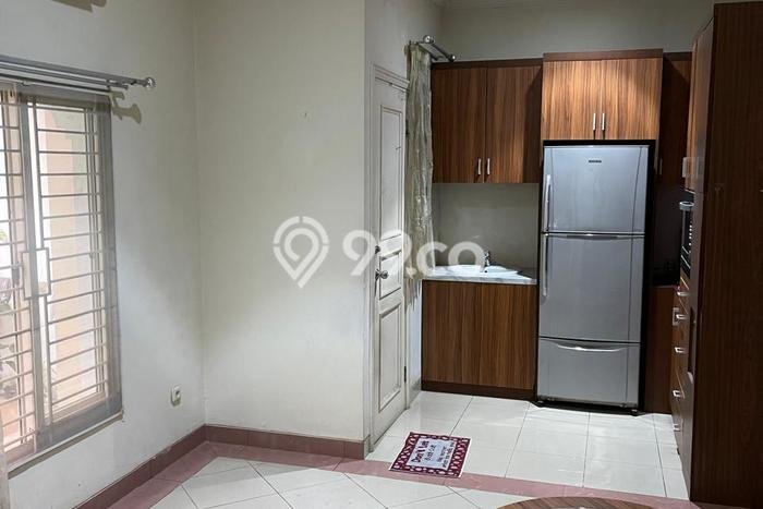 Rumah Sewa Jakarta Utara LT 144m2 LB 227m2 Area Pantai Indah Kapuk Rumah Sewa Jakarta Utara LT 144m2 LB 227m2 Area Pantai Indah Kapuk