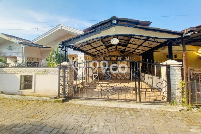 For Sale Rumah 3 Kamar Lokasi Ideal Nyaman dan Strategis di Medan Johor For Sale Rumah 3 Kamar Lokasi Ideal Nyaman dan Strategis di Medan Johor
