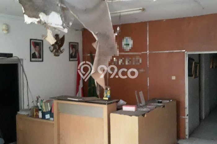 Unit Kantor Dijual di Ciracas Jakarta Timur Luas Tanah 742m2, Luas Bangunan 500m2 Unit Kantor Dijual di Ciracas Jakarta Timur Luas Tanah 742m2, Luas Bangunan 500m2