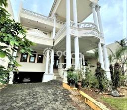 Jual Rumah Luas Megah Dengan View Eksklusif di Cipete, Jakarta Selatan Jual Rumah Luas Megah Dengan View Eksklusif di Cipete, Jakarta Selatan