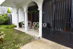 Dijual Rumah Premium dengan Fasilitas Sekitar Komplit di Mampang Prapatan, Jakarta Selatan Dijual Rumah Premium dengan Fasilitas Sekitar Komplit di Mampang Prapatan, Jakarta Selatan