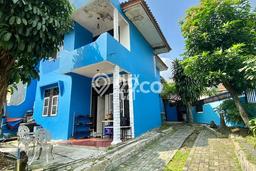 Rumah Elit Modern Tanpa Renovasi di Taman Meruya Jakarta Barat Rumah Elit Modern Tanpa Renovasi di Taman Meruya Jakarta Barat