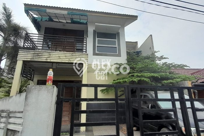 Rumah Strategis Modern Lb 320m2 di Ciputat Timur, Tangerang Selatan Rumah Strategis Modern Lb 320m2 di Ciputat Timur, Tangerang Selatan