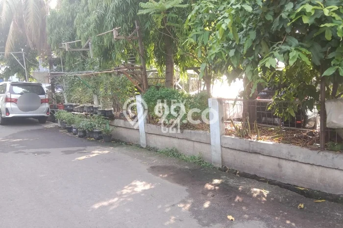 Tanah Komersial Dijual di Jatinegara Jakarta Timur 180m2 Tanah Komersial Dijual di Jatinegara Jakarta Timur 180m2