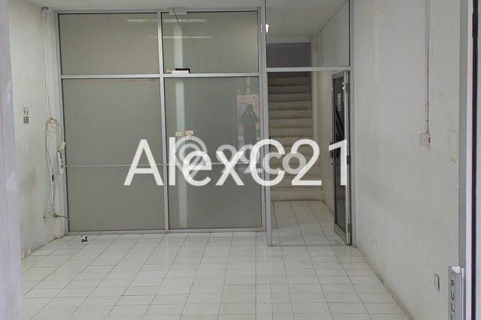 Disewakan Ruko di Kebayoran Lama Jakarta Selatan LT 89m2, LB 198m2 Disewakan Ruko di Kebayoran Lama Jakarta Selatan LT 89m2, LB 198m2