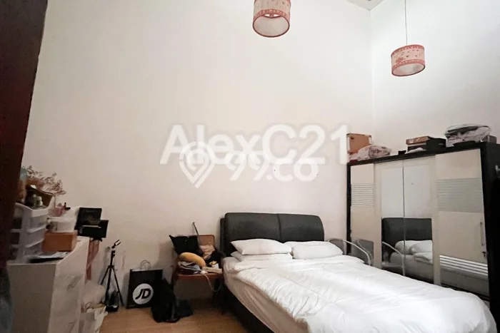 For Sale Rumah 4 Kamar Lokasi Strategis Nyaman dan Strategis di Koja For Sale Rumah 4 Kamar Lokasi Strategis Nyaman dan Strategis di Koja