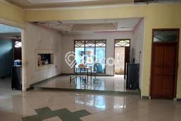 Hunian Elit LB 274m2 Siap Pakai Desain Elegan di Lenteng Agung, Jakarta Selatan Hunian Elit LB 274m2 Siap Pakai Desain Elegan di Lenteng Agung, Jakarta Selatan
