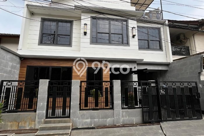 Dijual Rumah Mewah Megah Dengan View Cantik di Pondok Bambu, Jakarta Timur Dijual Rumah Mewah Megah Dengan View Cantik di Pondok Bambu, Jakarta Timur
