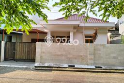 Rumah Elit LB 220m2 Siap Huni Desain Elegan di Pejaten, Jakarta Selatan Rumah Elit LB 220m2 Siap Huni Desain Elegan di Pejaten, Jakarta Selatan