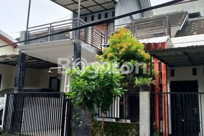 Hunian Cantik Modern Lb 130m2 di Tembalang, Semarang Hunian Cantik Modern Lb 130m2 di Tembalang, Semarang