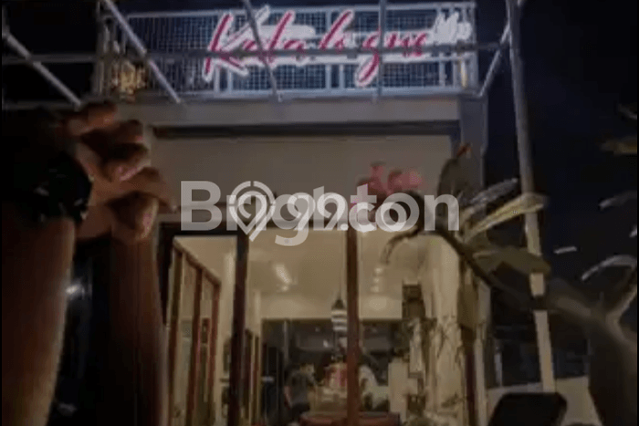 Unit Komersial Dijual di Tembalang Semarang Luas Bangunan 150m2 Unit Komersial Dijual di Tembalang Semarang Luas Bangunan 150m2