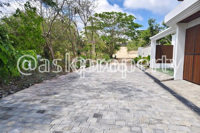 Lahan Dijual Lokasi Strategis di Badung dengan Luas 900m2 Lahan Dijual Lokasi Strategis di Badung dengan Luas 900m2