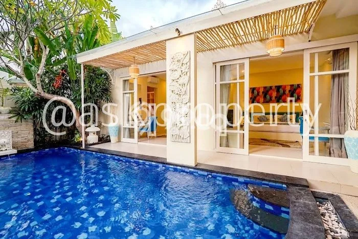 Hunian Elit LB 1200m2 Siap Huni Desain Elegan di Legian, Badung Hunian Elit LB 1200m2 Siap Huni Desain Elegan di Legian, Badung