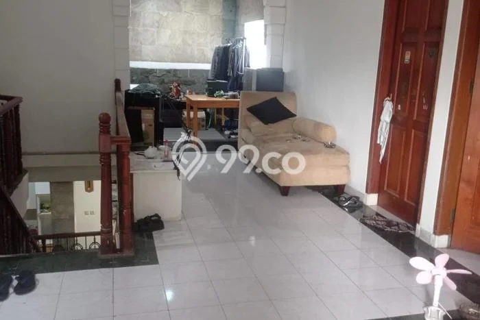 Rumah Sewa Tangerang LT 180m2 LB 300m2 Area BSD Griya Loka Rumah Sewa Tangerang LT 180m2 LB 300m2 Area BSD Griya Loka
