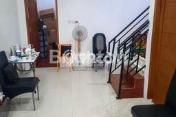 Rumah Strategis Modern Lb 17m2 di Kelapa Gading, Jakarta Utara Rumah Strategis Modern Lb 17m2 di Kelapa Gading, Jakarta Utara