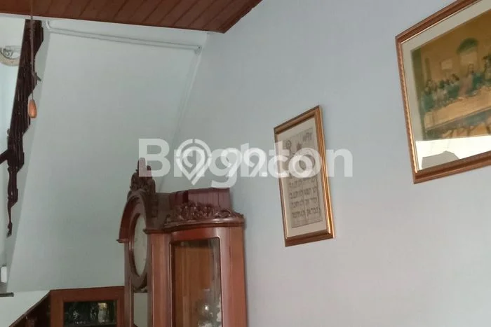 Rumah kawasan Kampung Ambon, Dekat Pusat Kota, LT 100m² Rumah kawasan Kampung Ambon, Dekat Pusat Kota, LT 100m²